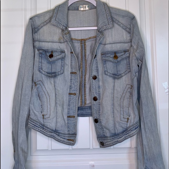 Jean jacket - Picture 2 of 2